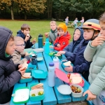 bosleerwandeling en park- en bosspelen