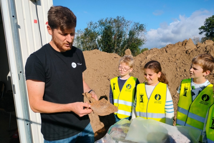 Bezoek opgravingen